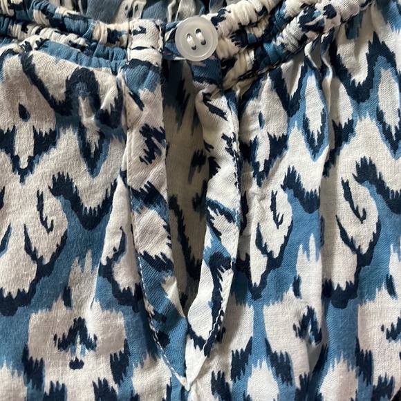 Blue ikat tank top - Picture 3 of 7